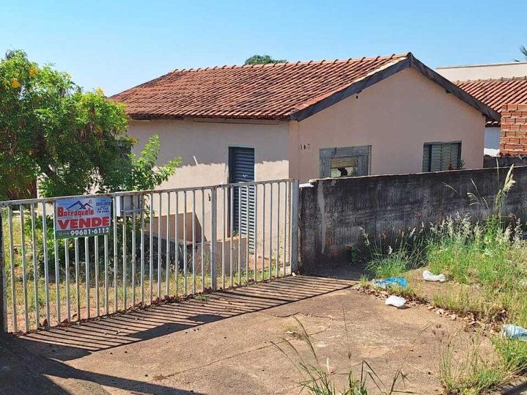 Vende-se imovel residencial Perciliano Gomes de Souza em Lucélia – SP