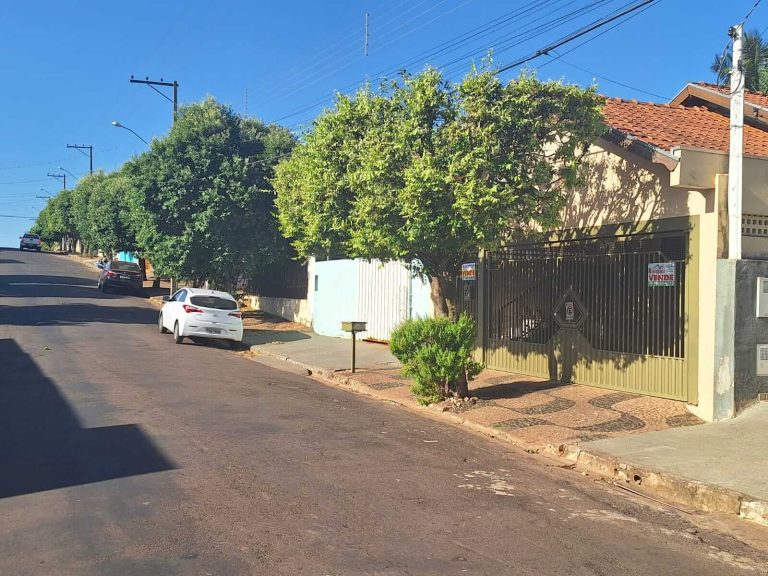 Imóvel Residencial à Venda no Centro de Lucélia