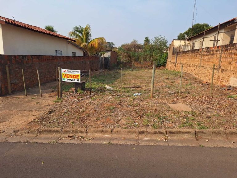 Terreno urbano à venda em Lucélia