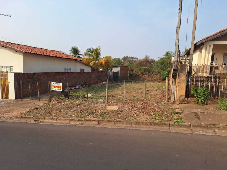 Terreno urbano à venda em Lucélia